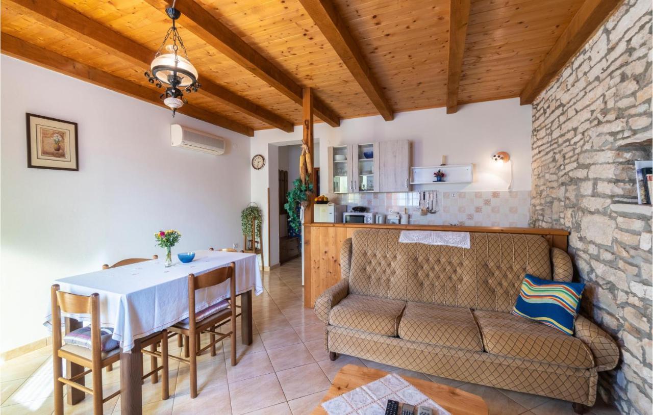 Gorgeous Home In Hrboki With Wifi Exteriör bild