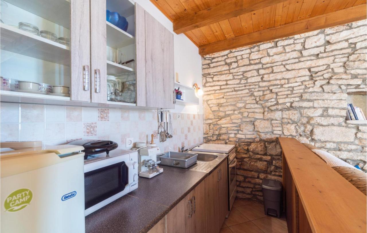Gorgeous Home In Hrboki With Wifi Exteriör bild
